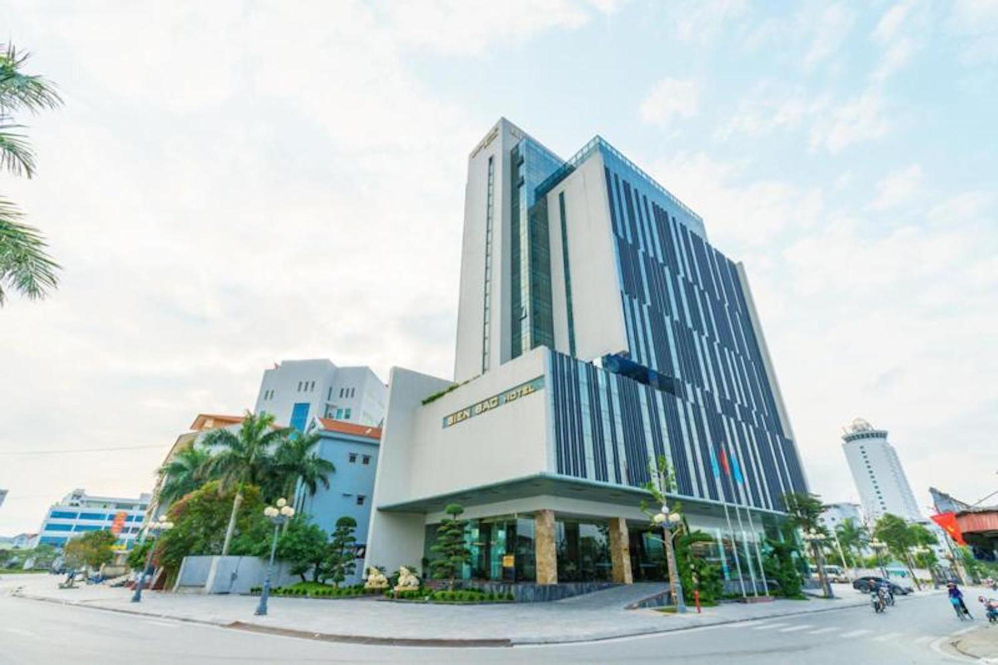 Bien Bac Hotel Mong Cai Extérieur photo