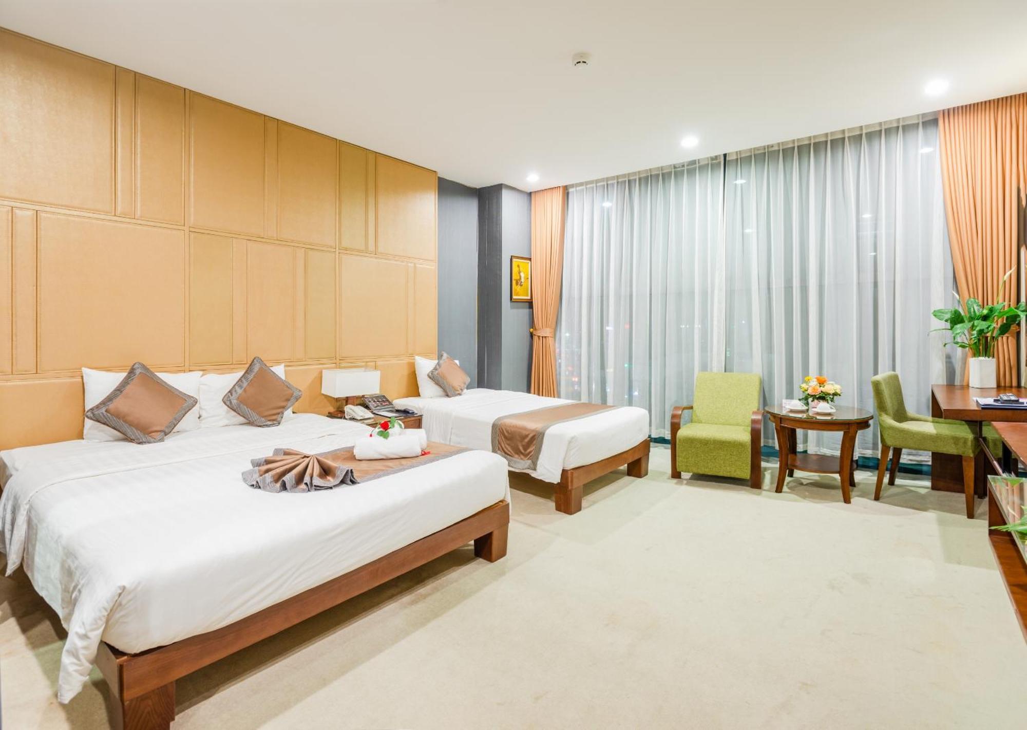 Bien Bac Hotel Mong Cai Extérieur photo
