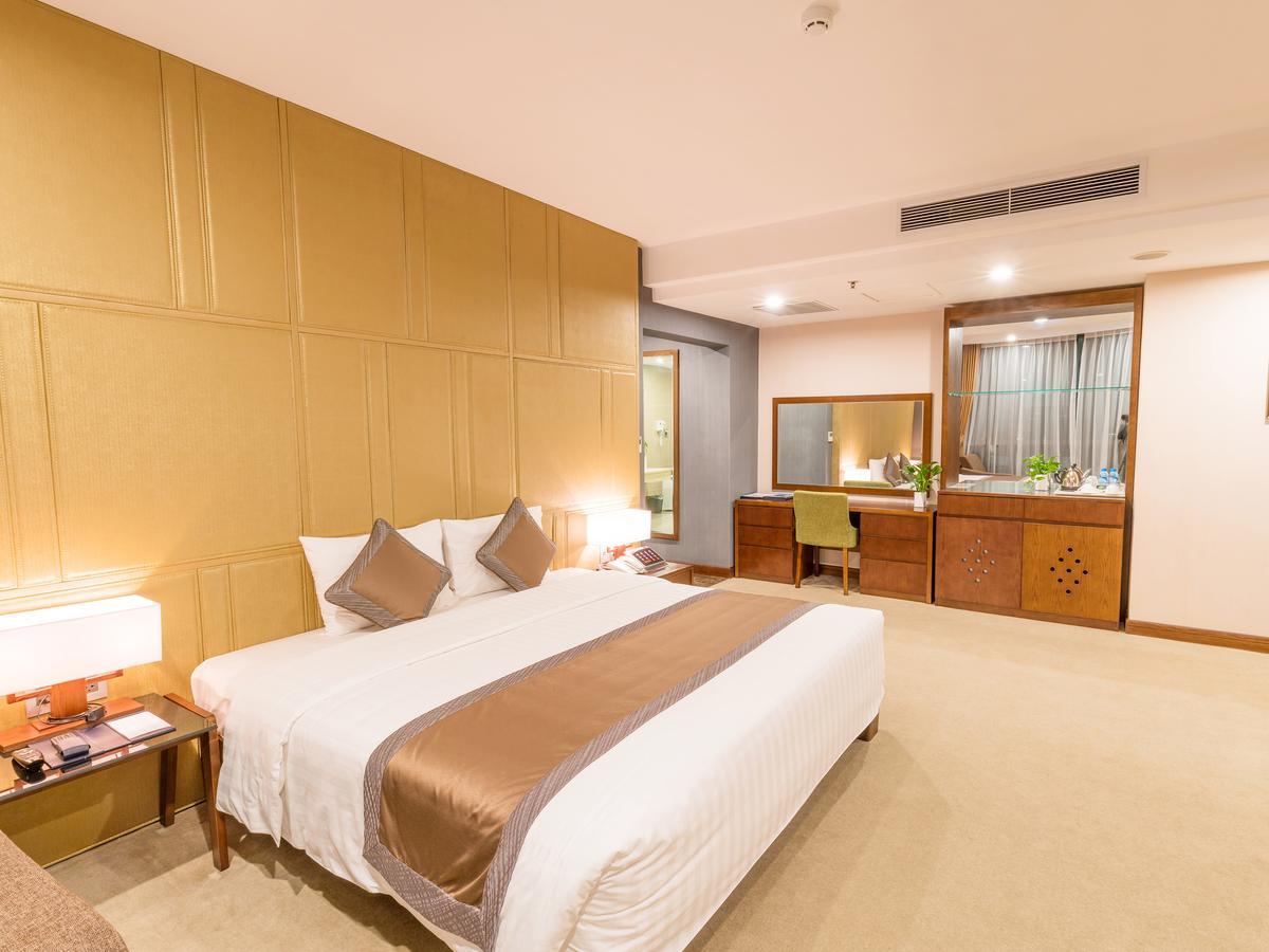Bien Bac Hotel Mong Cai Extérieur photo