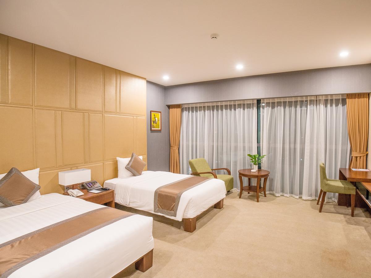 Bien Bac Hotel Mong Cai Extérieur photo