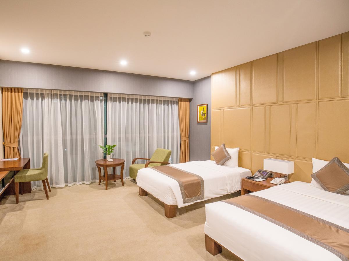 Bien Bac Hotel Mong Cai Extérieur photo