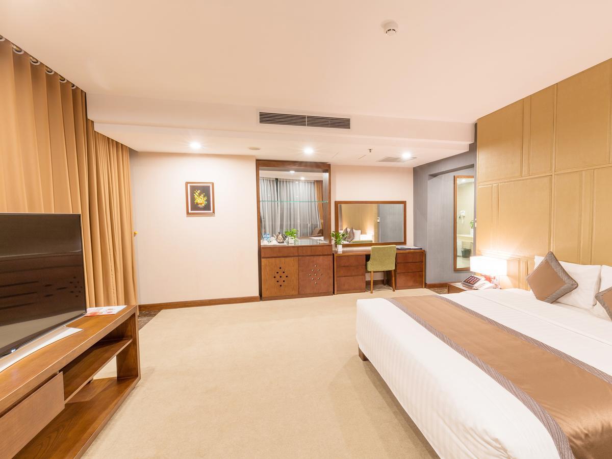 Bien Bac Hotel Mong Cai Extérieur photo